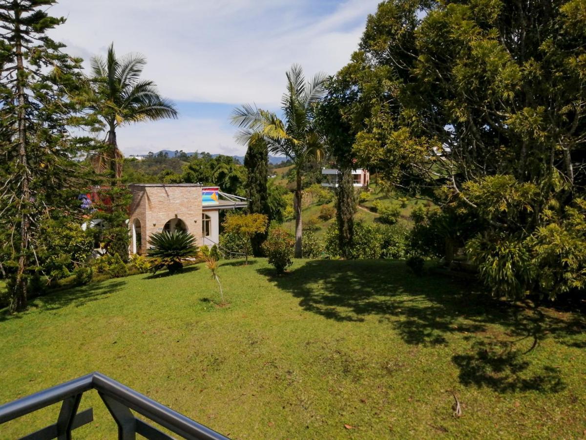 Hotel Hevilat Paraiso De Oriente Rionegro Exterior photo