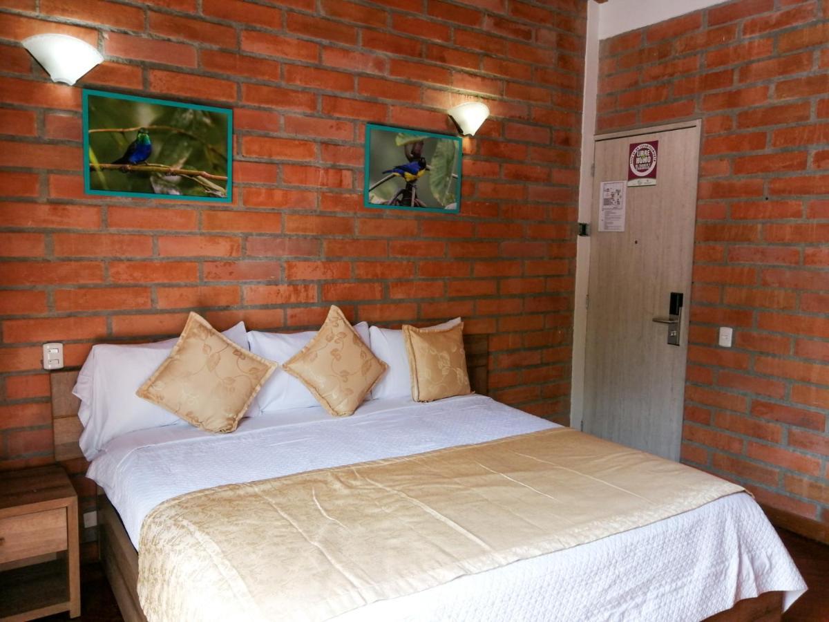 Hotel Hevilat Paraiso De Oriente Rionegro Exterior photo